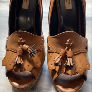 Vera Wang leather Block Heel Loafers